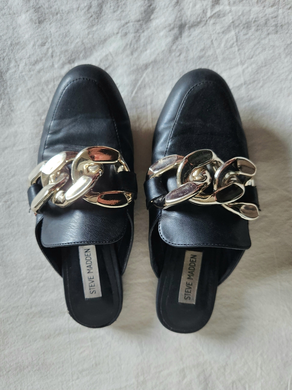 Steve Madden Black Leather Slip-On Mules with Chunky Chain